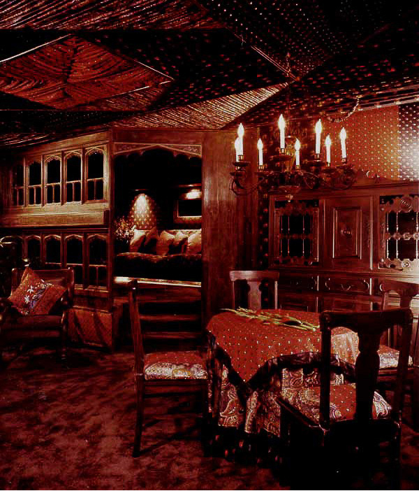 Mutiny Hotel interior designed rooms by Carolyn Robbins