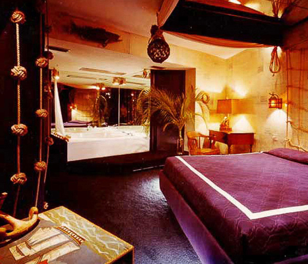 Mutiny Hotel interior designed rooms by Carolyn Robbins